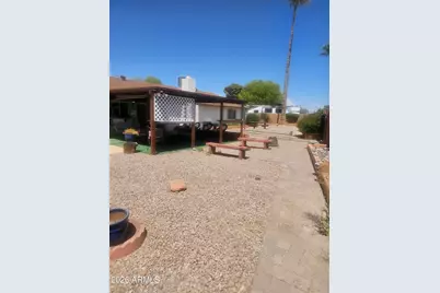 2262 S Emerson Circle, Mesa, AZ 85210 - Photo 2