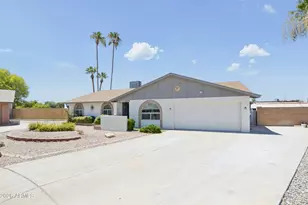 2262 S Emerson Cir, Mesa, AZ 85210 - Photo 30