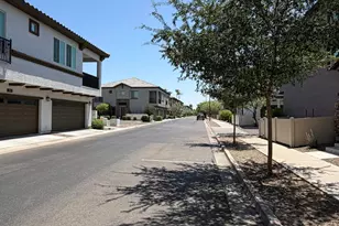 2723 S Cavalier Dr, Gilbert, AZ 85295 - Photo 8