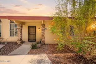 13033 N 99th Dr, Sun City, AZ 85351 - Photo 2