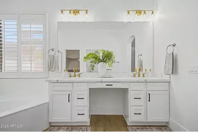 10709 E Knowles Avenue, Mesa, AZ 85209 - Photo 20