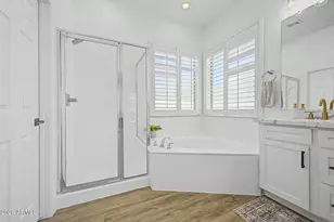 10709 E Knowles Ave, Mesa, AZ 85209 - Photo 16