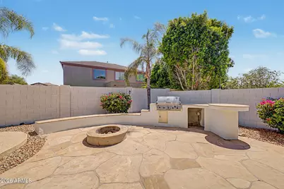 10709 E Knowles Avenue, Mesa, AZ 85209 - Photo 32