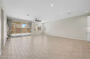 913 S 108th Ave, Avondale, AZ 85323 - Photo 6