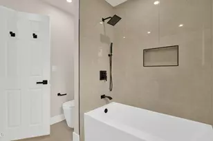 116 E Helena Dr, Phoenix, AZ 85022 - Photo 20