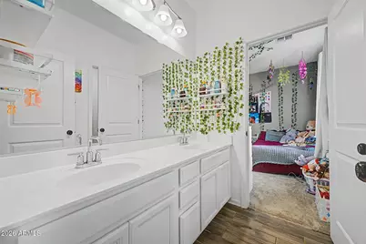 10217 E Wavelength Avenue, Mesa, AZ 85212 - Photo 16