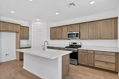 25362 N 165th Lane, Surprise, AZ 85387 - Photo 8