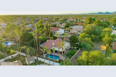 9795 E Mission Lane, Scottsdale, AZ 85258 - Photo 54