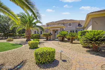 2347 E Sanoque Court, Gilbert, AZ 85298 - Photo 6