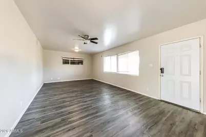 2301 W Village Drive, Phoenix, AZ 85023 - Photo 4