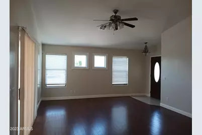 8074 N 109th Drive, Peoria, AZ 85345 - Photo 6