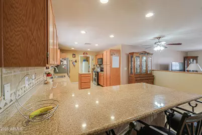 14975 S Oakmont Drive, Arizona City, AZ 85123 - Photo 12