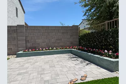 379 N 157th Lane, Goodyear, AZ 85338 - Photo 6