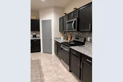 30998 W Earll Drive, Buckeye, AZ 85396 - Photo 12