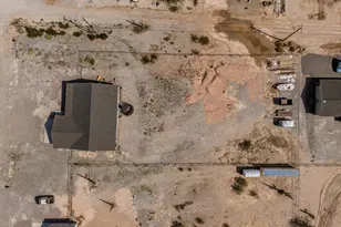 3925 W Moon Dust Trl, San Tan Valley, AZ 85144 - Photo 24