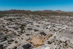 3925 W Moon Dust Trl, San Tan Valley, AZ 85144 - Photo 28