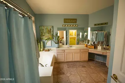 6738 W Wahalla Lane, Glendale, AZ 85308 - Photo 18