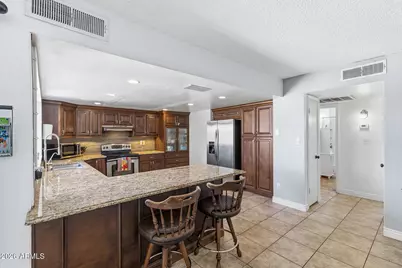 4923 W Becker Lane, Glendale, AZ 85304 - Photo 10