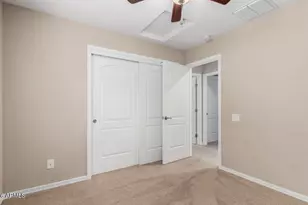 3660 E Zachary Dr, Phoenix, AZ 85050 - Photo 10