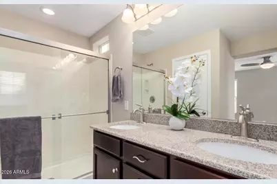 3660 E Zachary Drive, Phoenix, AZ 85050 - Photo 8