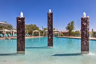3660 E Zachary Dr, Phoenix, AZ 85050 - Photo 18