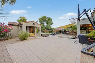 7725 S 21st Dr, Phoenix, AZ 85041 - Photo 22