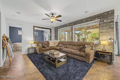 7725 S 21st Drive, Phoenix, AZ 85041 - Photo 28