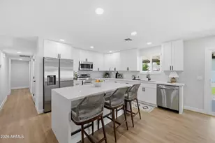 890 W Del Rio St, Chandler, AZ 85225 - Photo 10