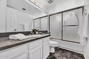 7300 N Dreamy Draw Dr, Phoenix, AZ 85020 - Photo 14
