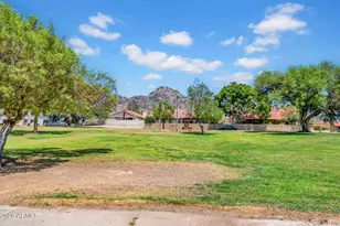 7300 N Dreamy Draw Dr, Phoenix, AZ 85020 - Photo 18