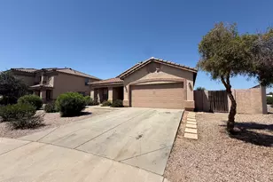 3892 S Moccasin Trail, Gilbert, AZ 85297 - Photo 2