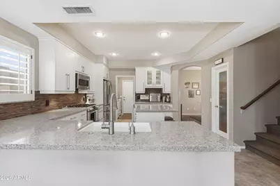 25833 N 43rd Place, Phoenix, AZ 85050 - Photo 10