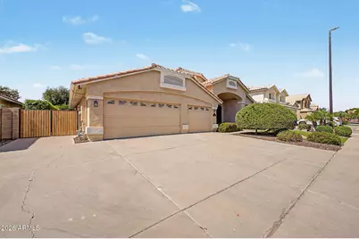 1466 E Spur Avenue, Gilbert, AZ 85296 - Photo 2