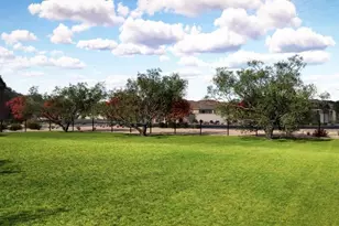 9840 W Mission Ln, Peoria, AZ 85345 - Photo 16