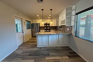 11622 N 20th Ave, Phoenix, AZ 85029 - Photo 8