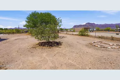 1823 S Hilton Road, Apache Junction, AZ 85119 - Photo 36
