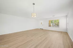 17223 N 185th Dr, Surprise, AZ 85374 - Photo 6