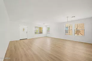 17223 N 185th Dr, Surprise, AZ 85374 - Photo 8