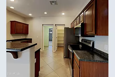 17573 W Lundberg Street, Surprise, AZ 85388 - Photo 6