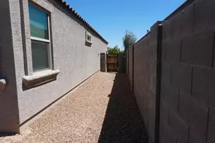 31058 W Columbus Ave, Buckeye, AZ 85396 - Photo 30