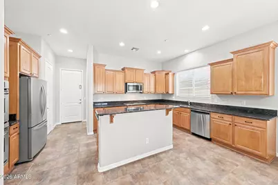 27632 N 89th Lane, Peoria, AZ 85383 - Photo 10