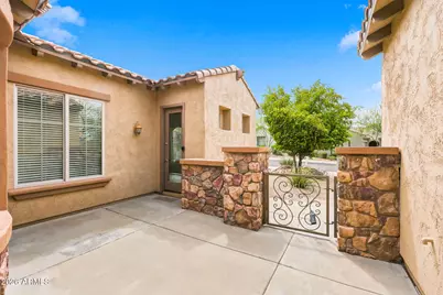 27632 N 89th Lane, Peoria, AZ 85383 - Photo 8