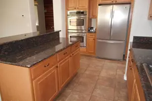 27632 N 89th Ln, Peoria, AZ 85383 - Photo 2