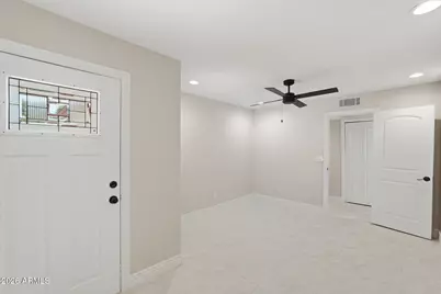 1067 E Sequoia Drive, Phoenix, AZ 85024 - Photo 14