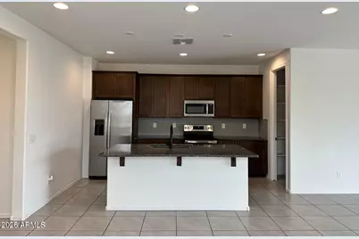 122 S Siena Lane, Casa Grande, AZ 85122 - Photo 2