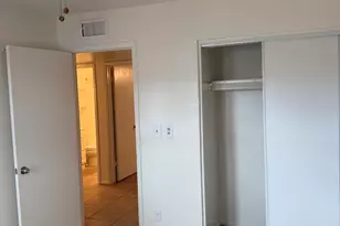 4627 S Hanna Dr, Tempe, AZ 85282 - Photo 2