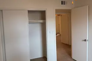 4627 S Hanna Dr, Tempe, AZ 85282 - Photo 4