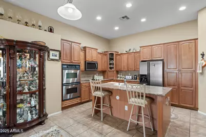 14694 W Mandalay Lane, Surprise, AZ 85379 - Photo 12