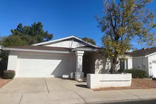 510 W Fellars Dr, Phoenix, AZ 85023 - Photo 1