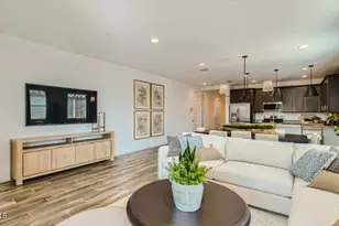 24924 N 167th Ave, Surprise, AZ 85387 - Photo 8